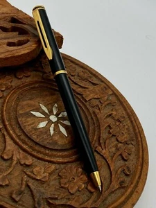 Waterman Black Vintage Pen Gold Rim - Picture 1 of 12