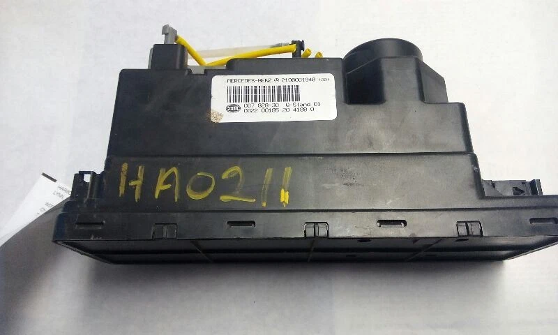 94-95 Mercedes Clase S Chasis ECM 129 Tipo Robo Bloqueo SL600 Foto 1 de 4