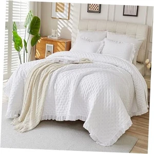 Bedding Set-3 Pieces Ultrasonic Quilt Sets with Ruffled Edges for an Elegant - Picture 1 of 8
