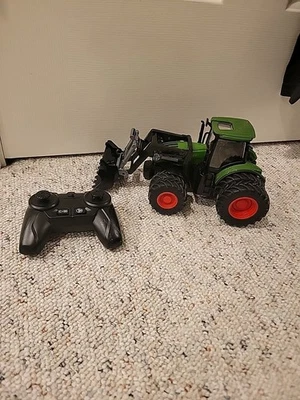 Remote Control Tractor Toy, Kids RC Tractor Set & Truck Front Loader With Remote - Image 1 of 4