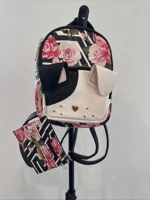 Mochila kitsch floral a cuadros Betsey Johnson con billetera Foto 1 de 4
