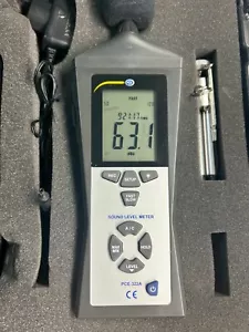 PCE Instruments PCE-322A Sound Pressure Level Meter in Hard Cover Case - Picture 1 of 10