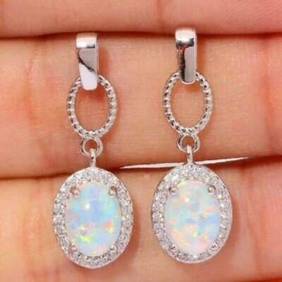 Pendiente colgante/gota de diamantes de ópalo de fuego de corte ovalado de 4 quilates de oro blanco de 14 quilates para mujer Foto 1 de 3