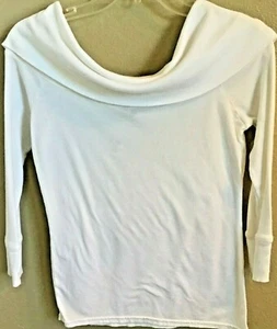 ABERCROMBIE & FITCH 3/4 SLEEVE RIBBED TEE SIZE LARGE JUNIOR WHITE EUC - Picture 1 of 1