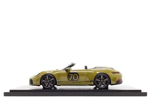 Spark 1:18 Porsche 911 Spirit 70 (992.2) in Olive Neo (Dealer Edition) - Picture 1 of 13