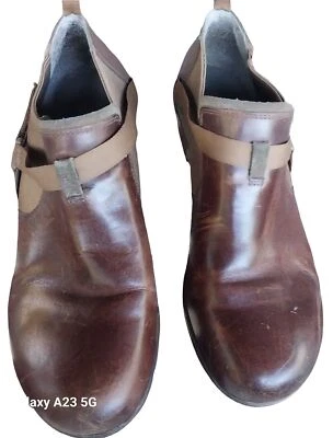 Zapatos Merrell de cuero marrón para mujer con correas elásticas y tacón de cuña talla 10 Foto 1 de 4