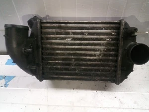 059145805 REFRIGERADOR INTERMEDIO / 1575620 / 190190 AUDI A4 BERLINA B5 2.5 V6 24V - Imagen 1 de 4