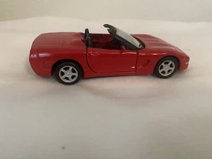 Maisto 1:38 1998 Chevrolet Corvette Convertible Red - Picture 1 of 6