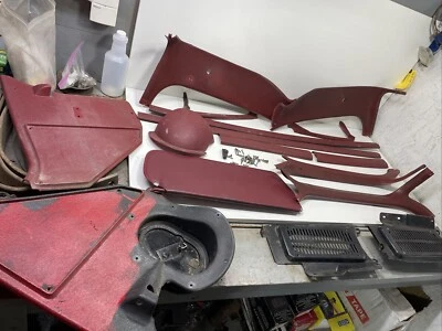 Piezas interiores de camioneta Chevy GMC 73-87, 17 piezas + tornillos, granate Foto 1 de 4