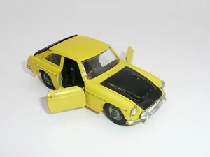Corgi 345 M.G.C. GT Competition Model *original* - Picture 1 of 9