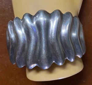 TALLERES De Los BALLESTEROS 925 Modernist CUFF BRACELET Taxco Ripple Wave - Picture 1 of 6