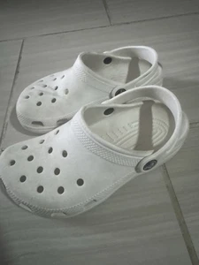 Crocs Kinder Größe J1 Weiß Unisex - Bild 1 von 12