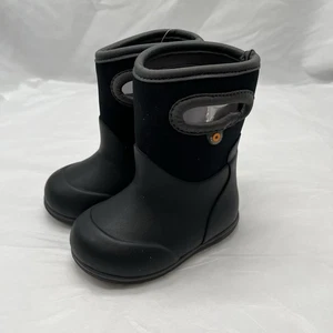 Bogs Classic Solid Black Boots Kinderstiefel Größe 5 wasserdicht bewertet 14°F (-10°C) - Bild 1 von 9