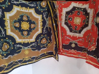 Elige 2 de 7 bufandas de seda Louis Francoise Italia vintage cuadradas 33"x34" coloridas Foto 1 de 4