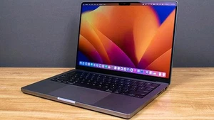 Apple MacBook Pro 14" M3 (2023) M3 8CPU 10GPU QWERTZ - Bild 1 von 1