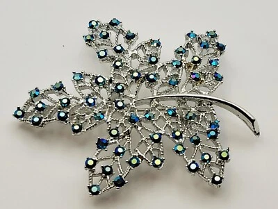 Spilla A Foglia D'Acero In Argento Vintage Anni '50 Con Strass Blu - Immagine 1 di 2