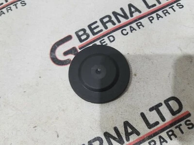 GENUINE MERCEDES BENZ TRUCK LORRY PROTECTIVE CAP PULLEY A0009986521 - Image 1 of 4