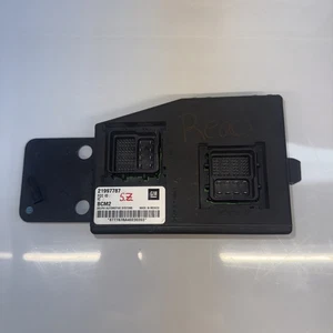 2004 Colorado Canyon BCM Body Control Module 21997787. READ - Picture 1 of 6
