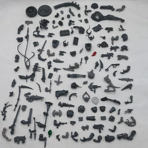 Menge (50+) Warhammer 40k und Fantasy Teile und Stücke - Bild 1 von 7