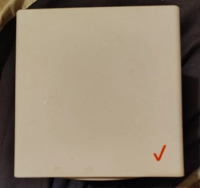 Verizon 5g Internet Gateway - Image 1 of 2