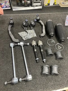 VW TRANSPORTER T5 TRACK ROD TIE ROD END BALL JOINT RACK BOOT KIT STEERING KIT - Picture 1 of 6
