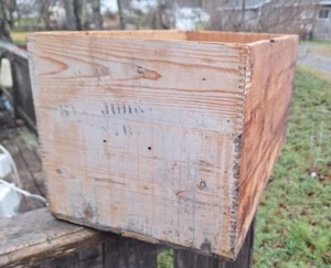 Vintage Wooden Shipping Crate Stamped Saint John New Brunswick Canada - Picture 1 of 10