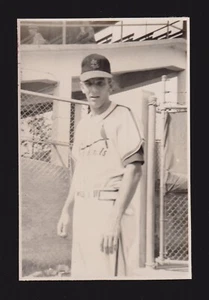 Del Rice  ST LOUIS CARDINALS  UNSIGNED  3 x 4-1/2  Type 1 SNAPSHOT PHOTO #4 - Picture 1 of 1