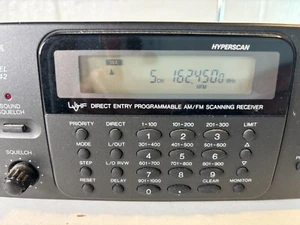 Receptor escáner AM/FM programable de 1000 canales Radio Shack Pro-2042 - Imagen 1 de 7