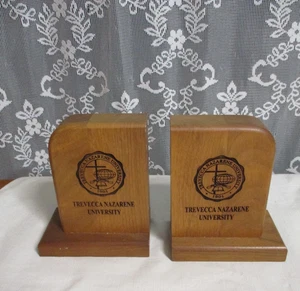 Trevecca Nazarene Universität Massivholz Buchstützen - Made in USA - Bild 1 von 10