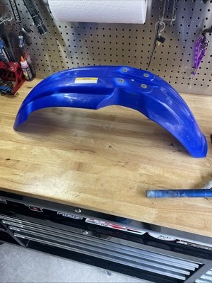 YZ450F 2005 guardabarros delantero cubierta de plástico Yamaha YZ 450F original OEM 2003-2005 Foto 1 de 4