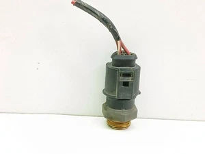 Volkswagen Golf IV 1999 Kühlmitteltemperatur Sensor Fühler Geber UST132267 - Picture 1 of 5