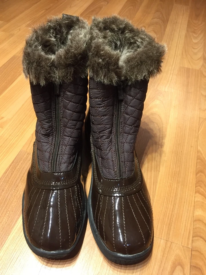 Fitzwell Black Patent Pull Zipper Winter Boot Size 9M - Image 1 of 4