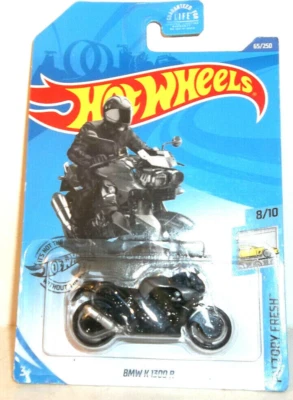 2020 HOT WHEELS HW FACTORY FRESH 8/10 GRAY BMW K 1300 R MOTORCYCLE - Image 1 of 4