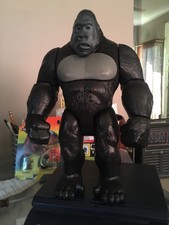 GORILLA 11" Action Figure King Kong Eyes Light Up & Roaring Sounds