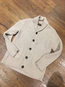 woollen jumpers and cardigans