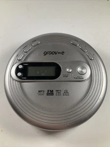 Reproductor De CD MP3 Portátil Retro Groove GV-PS210 Con Radio FM Escaneo #1 - Imagen 1 de 7