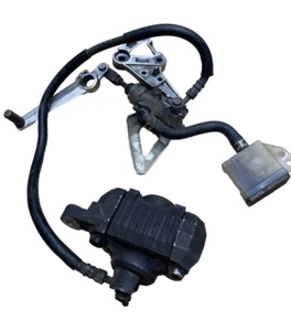 Suzuki GSXR 600 Bremssatel Mit Zylinder  - Bild 1 von 3