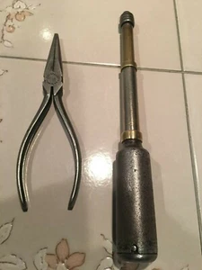 ALICATES DE NARIZ DE AGUJA ANTIGUOS DE COLECCIÓN Y TALADRO YANKEE VINTAGE - Imagen 1 de 6