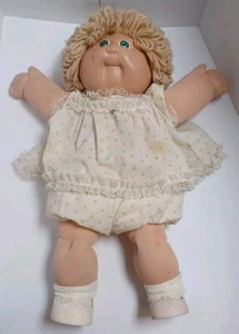 Cabbage Patch Coleco Girl Doll HM 3 Green Eyes, Wheat Poodle Curly Hair   - Picture 1 of 7