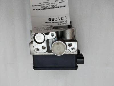 2001-2003 TOYOTA PRIUS Anti-lock Brake Part 1 PLUG PARTIAL BR0KEN - Image 1 of 4