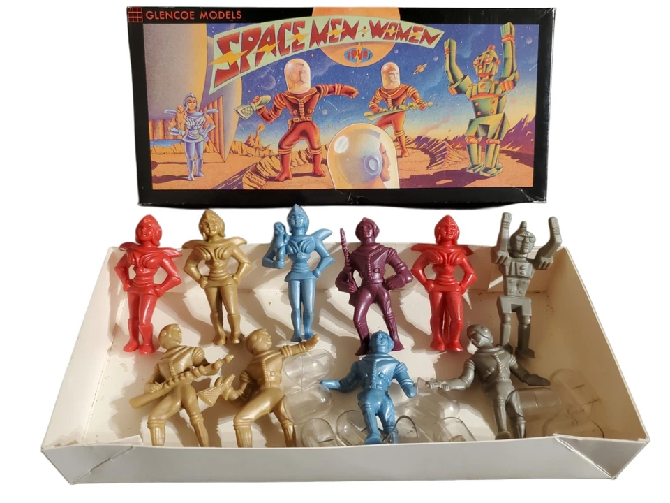 Vintage Glencoe Models Spacemen + Spacewomen 1/20 Scale Plastic Figures, Rare - Image 1 of 4
