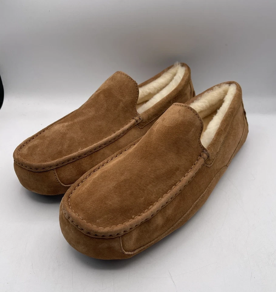 UGG Zapatos Cherokee Marrón Ascot Cuero Piel de Oveja Zapatillas Mocasines Hombres EE. UU. Talla 17 Foto 1 de 4