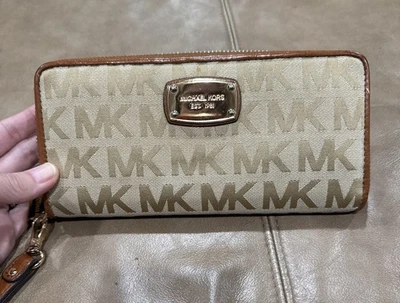 Michael Kors Jet Set Continental Travel Wallet Signature MK Brown Zip Clutch - Image 1 of 4