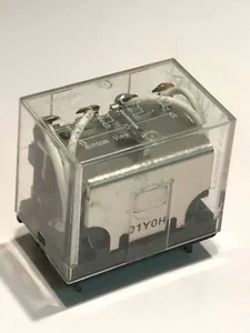 OMRON LY4-24VAC 4PCO 10A RELAIS ad1k15 - Bild 1 von 3