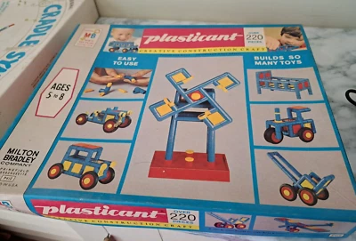 vintage Milton Bradley Brand "creative construction craft still in original box  - Image 1 of 3