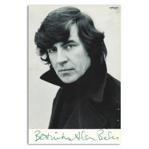 Alan Bates - Autograph - Signed Black and White Photograph Cover