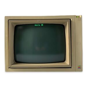 VTG 1980s Apple Computer A2M2010 Green Phosphor Monitor WORKS w/ Cosmetic Issue