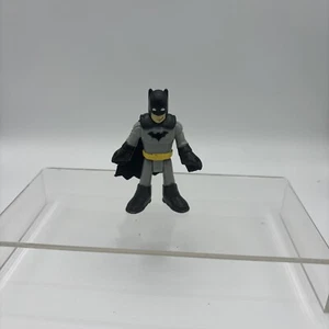 Imaginext DC Super Friends BATMAN figure black & gray Dark Knight costume 3inch - Picture 1 of 3