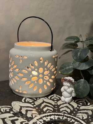 Linterna de luz de té crema de cerámica  Foto 1 de 4