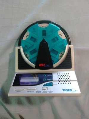 Tiger Hit Clips 2001 Vintage Player As-is Untested, Some Corrosion! Excellent! - Image 1 of 4